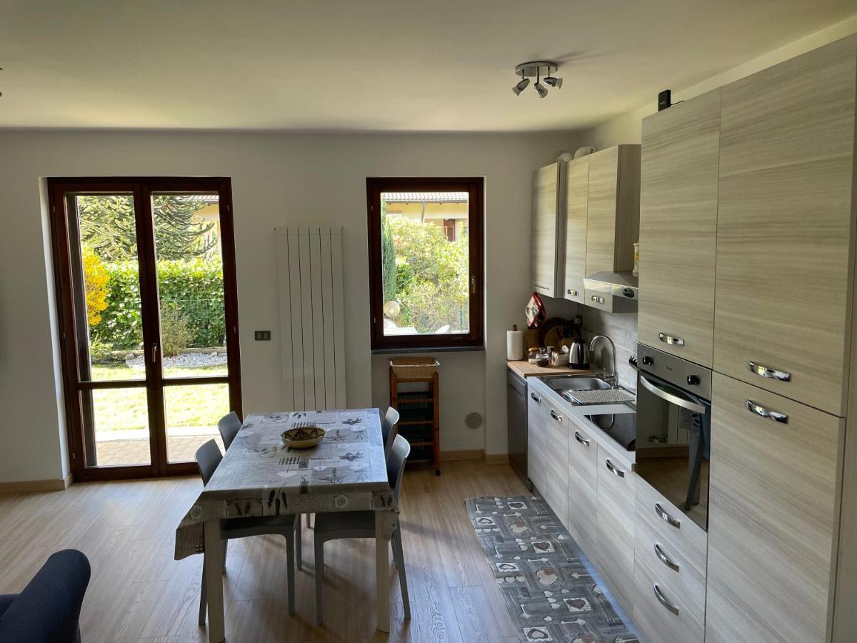 Apartamento La Casa Del Conte - Feriolo Di Baveno Con Giardino Privato Exterior foto